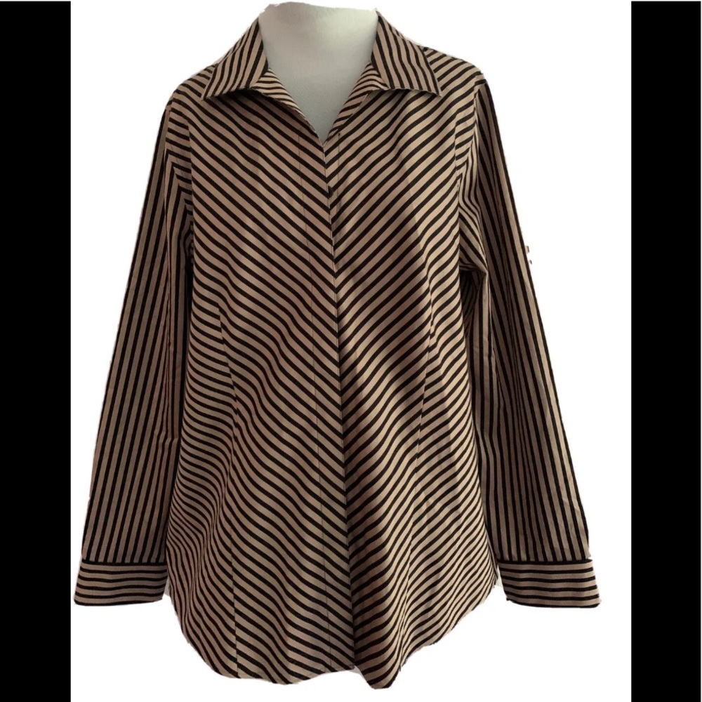 New Chico’s Size Medium Blouse No Iron Cotton